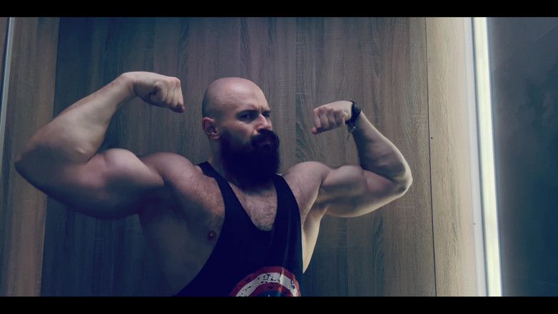 Mister Stone: Uomo forte