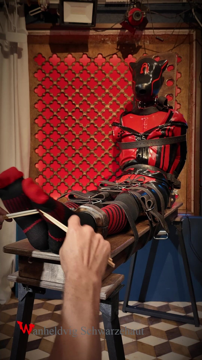 Wanheldvig: Slave Drone Tickling Session Silicone Suit, Socks &amp; Merciless Sole Play