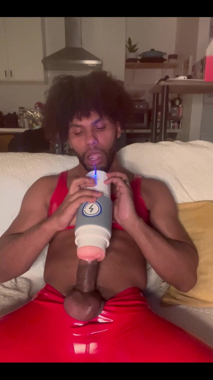 Tony Genius: Red Rocket: Recenze sexuálních hračk