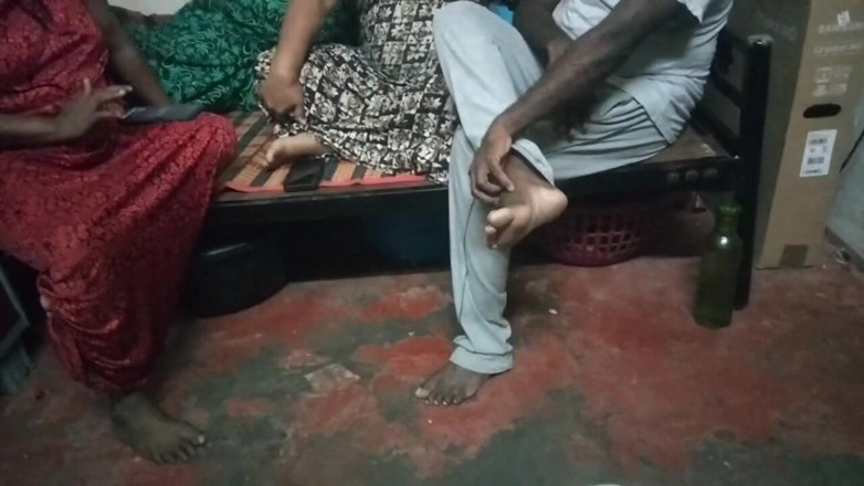Tamil lesbian: Grup edepsiz video ve seks hakkında konuşuyor