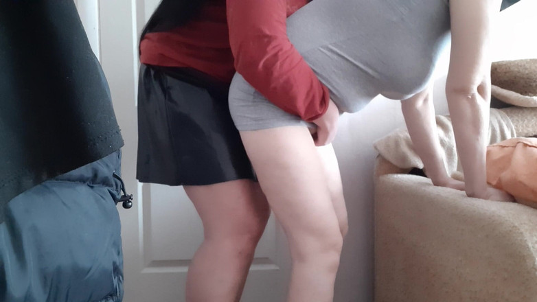 Lesbian-illusion: Evde kimse yokken üvey annemi domaltıp onu iyi siktim