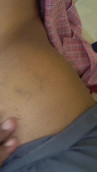 College-mädchen bett mit stiefvater geteilt