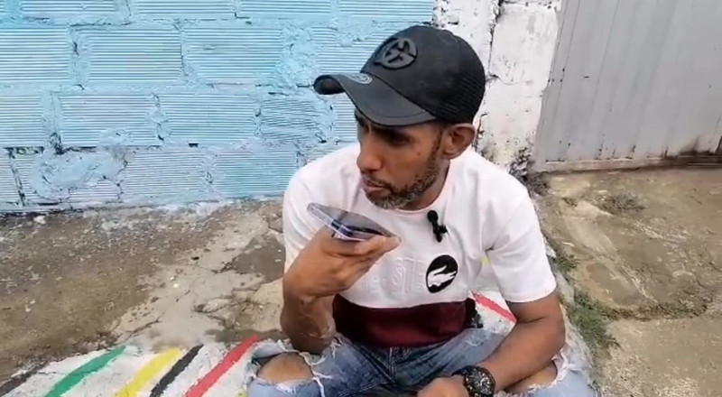 Adribella69: Komşumun büyük bir yarağı var ve sıkı amcığımı sertçe çarpması ve...