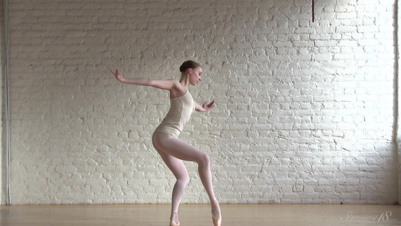 Stunning18: Workdays of a Ballerina