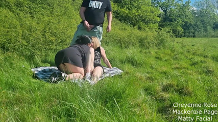 MattyFacial: Lesbisches paar filmt sich selbst in der natur