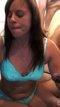 Lucky ve Başak'ın ilk oral seksi