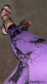 Leggings e tacchi poV di Ivys Piedi