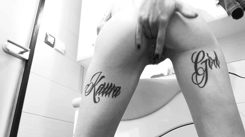 InkedKawaGirl: Lubang pantat kecil mengobel