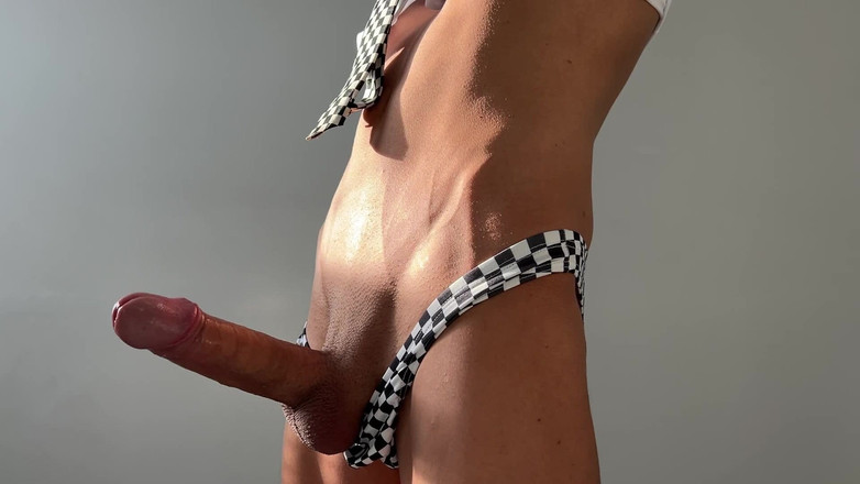 jacklongtv: इमोबॉय एक प्लेड टाई के साथ एक सफेद शर्ट में एक बड़ा मुर्गा झटका दे रहा है