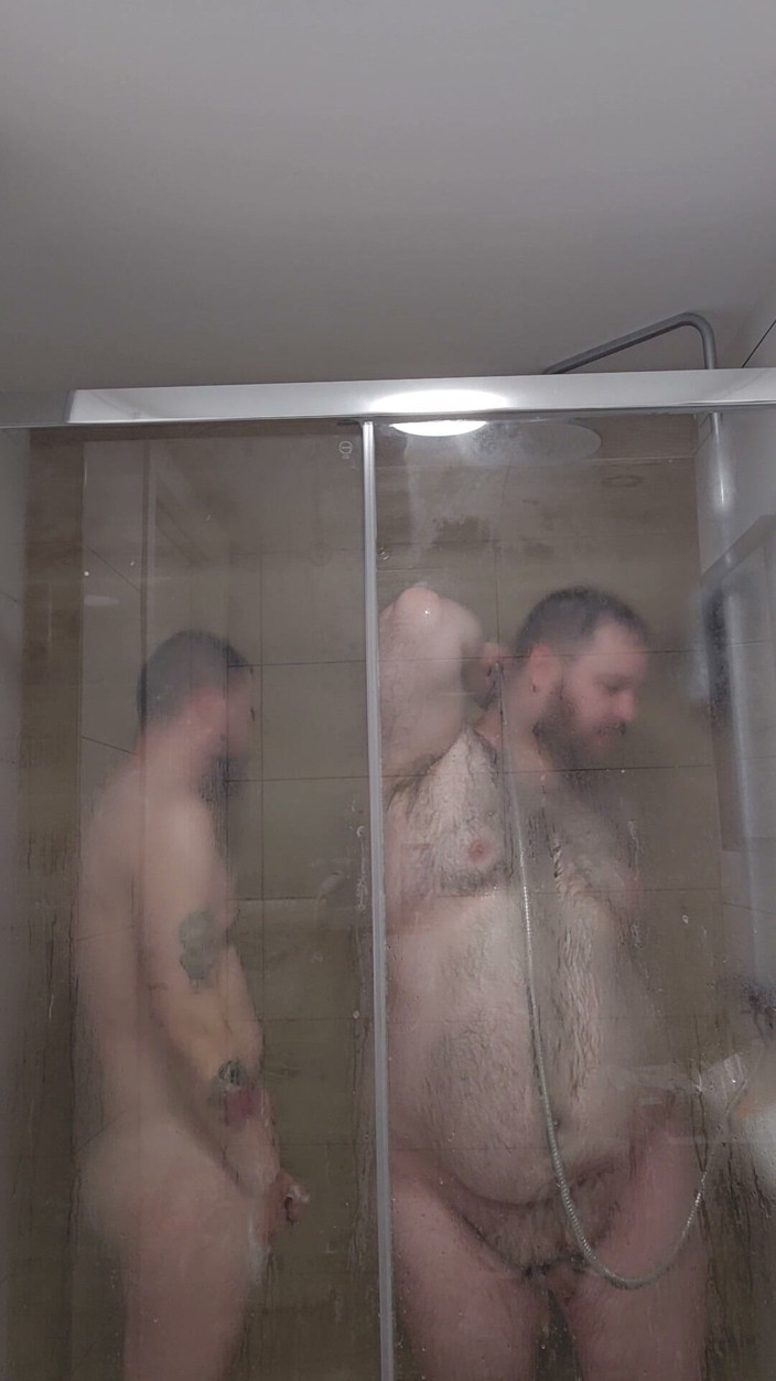 Osoychaser: Bears in the Shower! (no Sex)