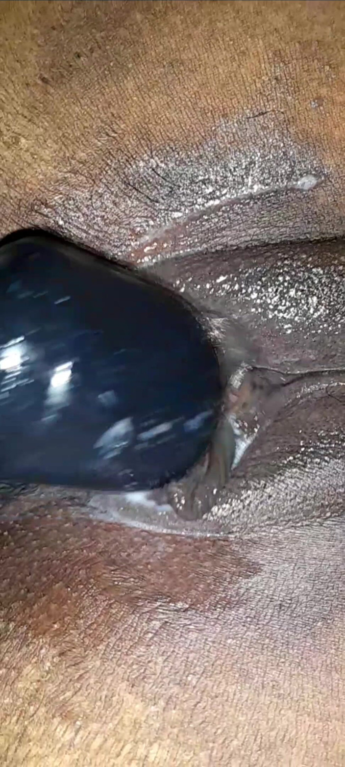 Desisouthcpl: Femme au foyer tamoule, un maître vibromasseur baigne un couple...