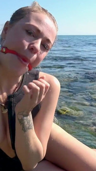 Ball Gag & Zaplavená maska s ponorem - zábava na pláži s neoprénem