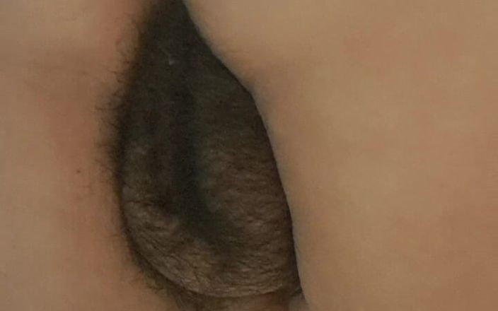 Mommy big hairy pussy: MILf fickt creampie mit großem dildo