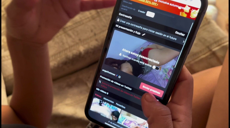 Angelhotmex: Můj nejlepší přítel mě učí, jak to jíst