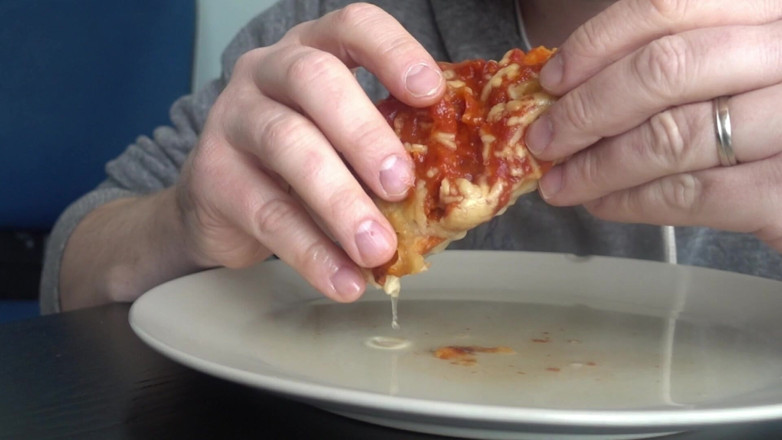 Food Pissplay: Sikam na pizzę, żeby ją zjeść