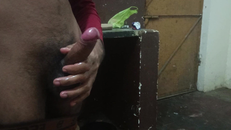 Brijesh 270: Il fratellastro si masturba da solo