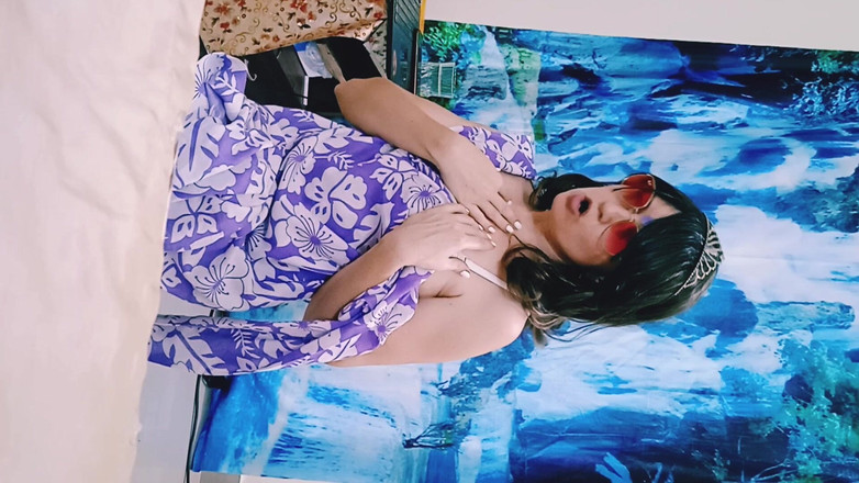 Bolly Karma: Poskytla oprávnění k zobrazení