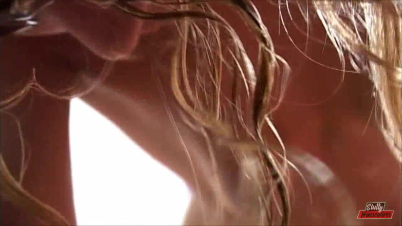 Vere Casalinghe Italia.: Lesbická akce se sexy blondýnou a brunetkou