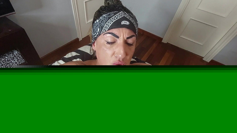 Danaxmuscles: 操和吸我是最婊子