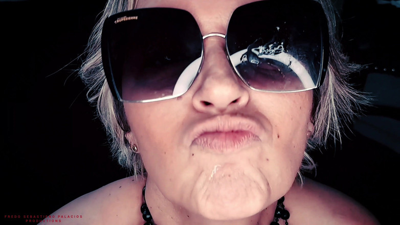 Karina s palacios - fredo sebastieno palacios: Přestaň mi vysát koule macechy, prosím!! - Děvka zralá puma 50.