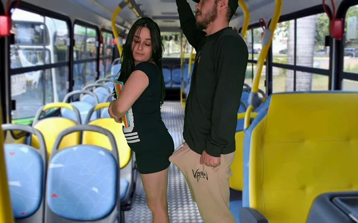 Jennyferpimenta: Student Humped and Fucked Inside the Bus in Public!