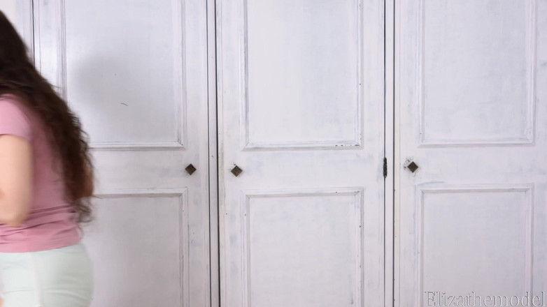 ElizaTheModel: 서투른 Goon 날 강탈