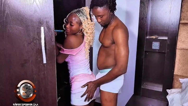 Tusweet9ja: Fuck Queen Pounded Hard in the Wardrobe