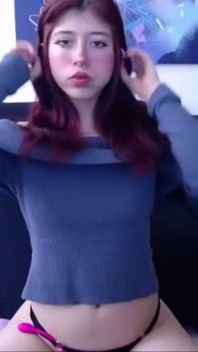 Seduce-mă și voi fi supusul tău și te voi lăsa să-mi străpungi toți jucătorii