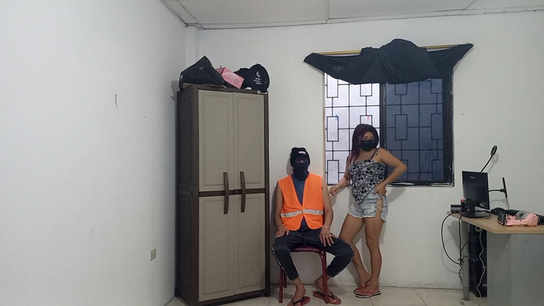 NEGRITA SEXY: Suamiku meninggalkanku dan pergi bekerja. Aku sangat bersemangat dan dia...