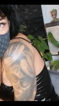 Tattooed MILF