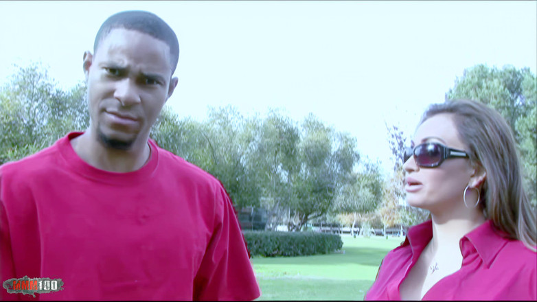 BBC and Interracial: Claudia Valentine: Cj Wright pieprzy cycatą latynoską milf Claudia Valentine...