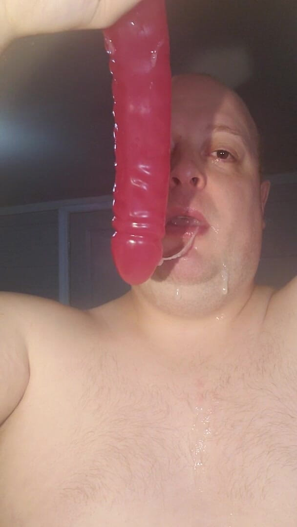 Charlieboy69: Halsfick riesiger 18-zoll-lila doppeldildo