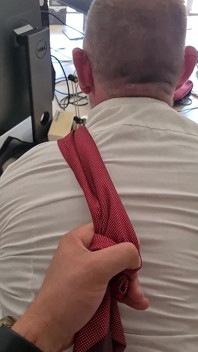 Učitelka je ošukána studentem