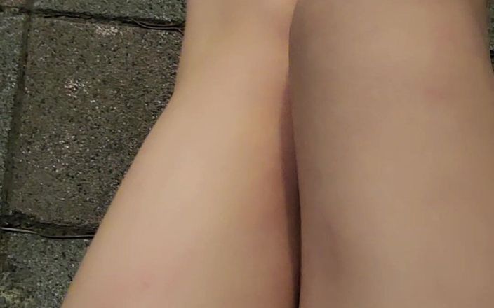 Taiwancdgirl: Я промок свое нижнее белье на улице.