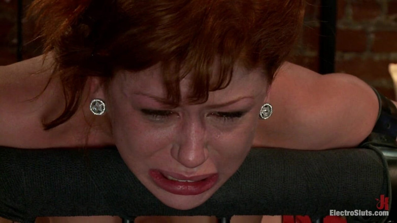 Electrosluts by Kink: Akta Akhir: Brooklyn dikongkek elektro!