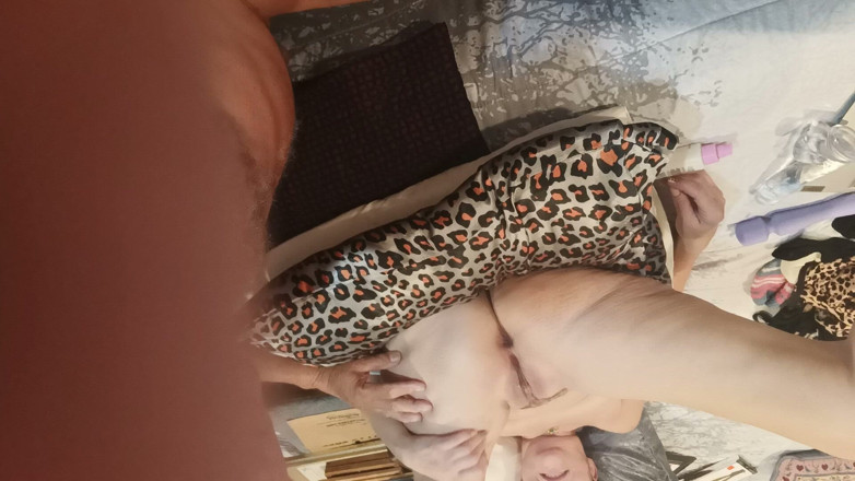 Cleanjean: Futai anal și lins de cur după-amiază