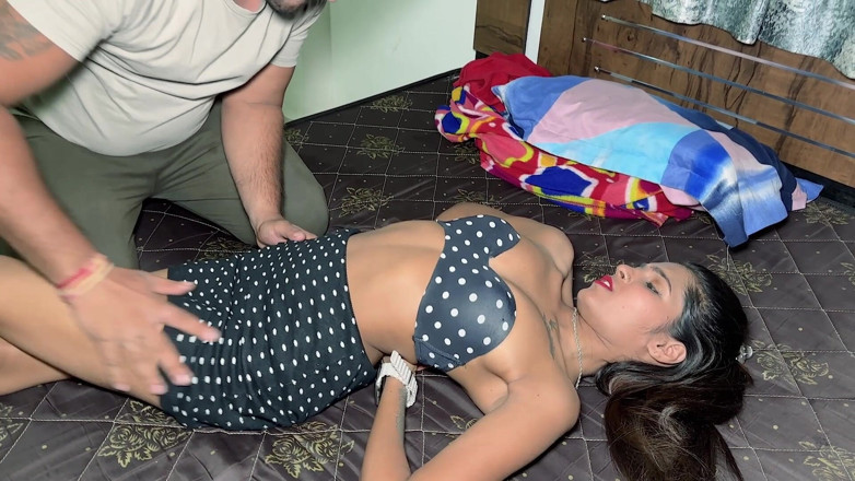Bsolempusha: Hermanastro tuvo sexo con hermanastra