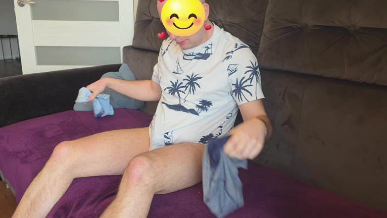 ShyCummerBoy: 透明なTバックでストリップティーズ