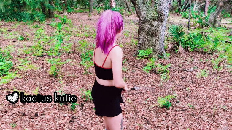Kactus kutie: Sweatiest Pee Ever on a Hot Hike