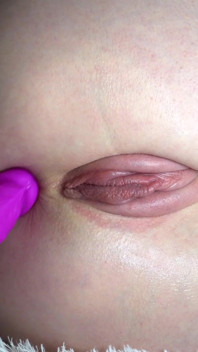 Toy Anal