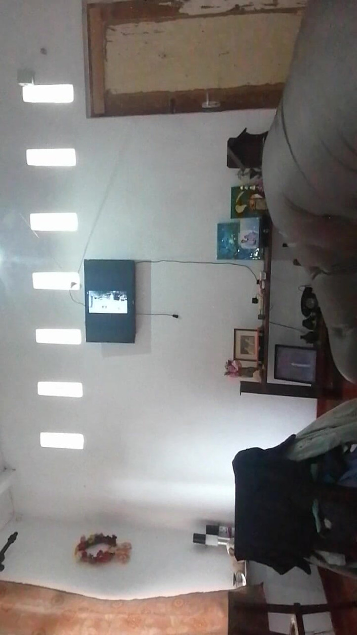 Tina Baby: Moje polykání mrdky, Tina - domácí služka