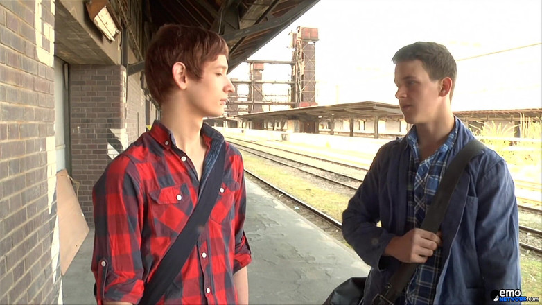 Homo Emo: Трахав туриста-твінка