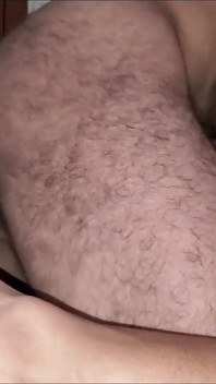 Prosím, přestaň mu ubližovat