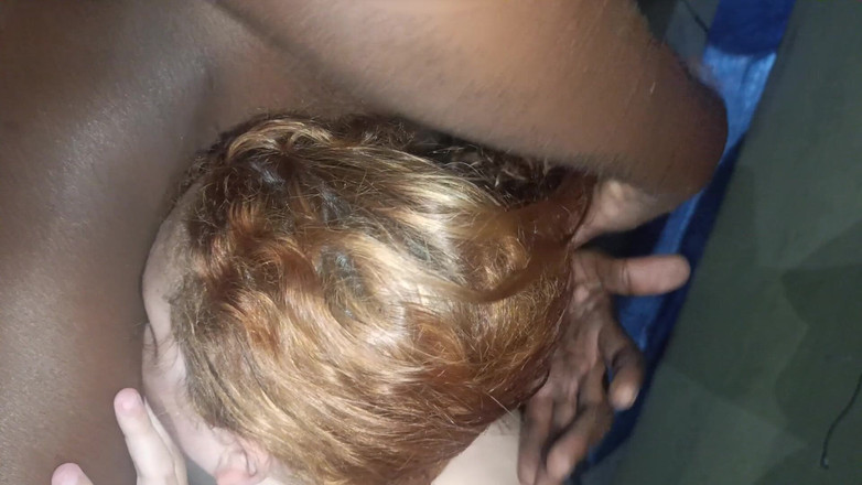 Cuckold Couple Swing: विनम्र व्यभिचारी पति वही करता है जो मैं बताता हूं और मुझे बहुत सारे गर्म पुरुष मिलते हैं