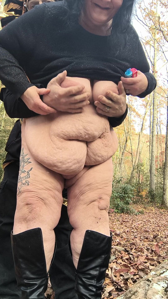 HerculesnVENUS: Dans poală în pădure a luat pecker lui Hard Boing