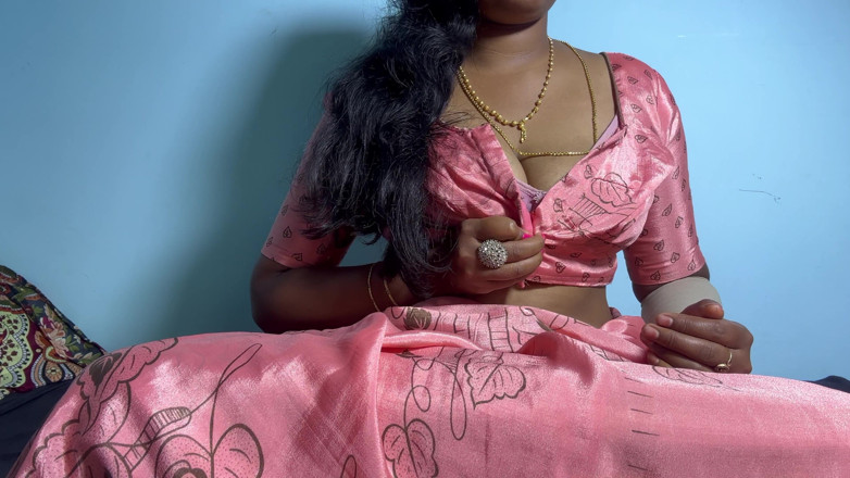 Mary V: Chithi rol oyunu, tamil ponnu çıplak edepsiz konuşma gösterisi