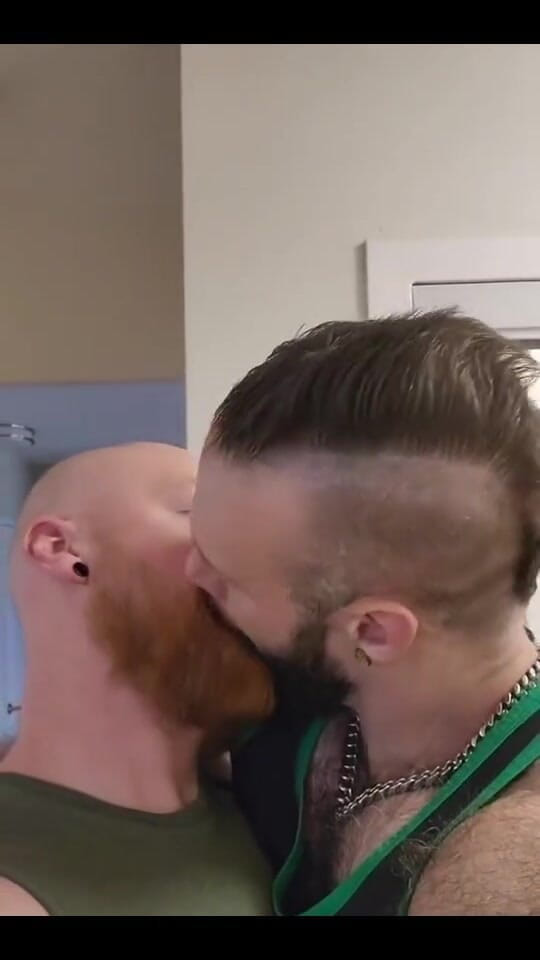 BeefyCanuck: Pregame Make Out dengan