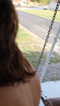 Candi Annie zerżnięta na kempingu Ncn outdoor sex swing