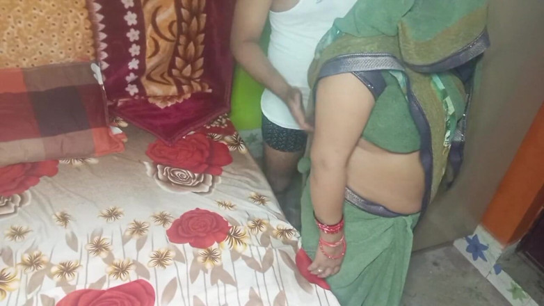 Manjushukla: Người đẹp Ấn Độ có mối tình lãng mạn với chồng.