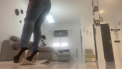 fartingclub01: Salto alto e peidos grandes em jeans